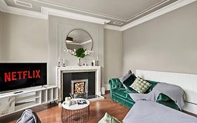 30 Percent Off! Stunning Georgian Apartment In Yorkshire - Parking
